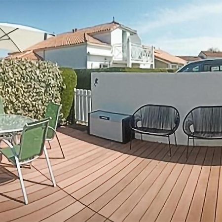 2 Bedroom Amazing Home In La Faute Sur Mer Luaran gambar