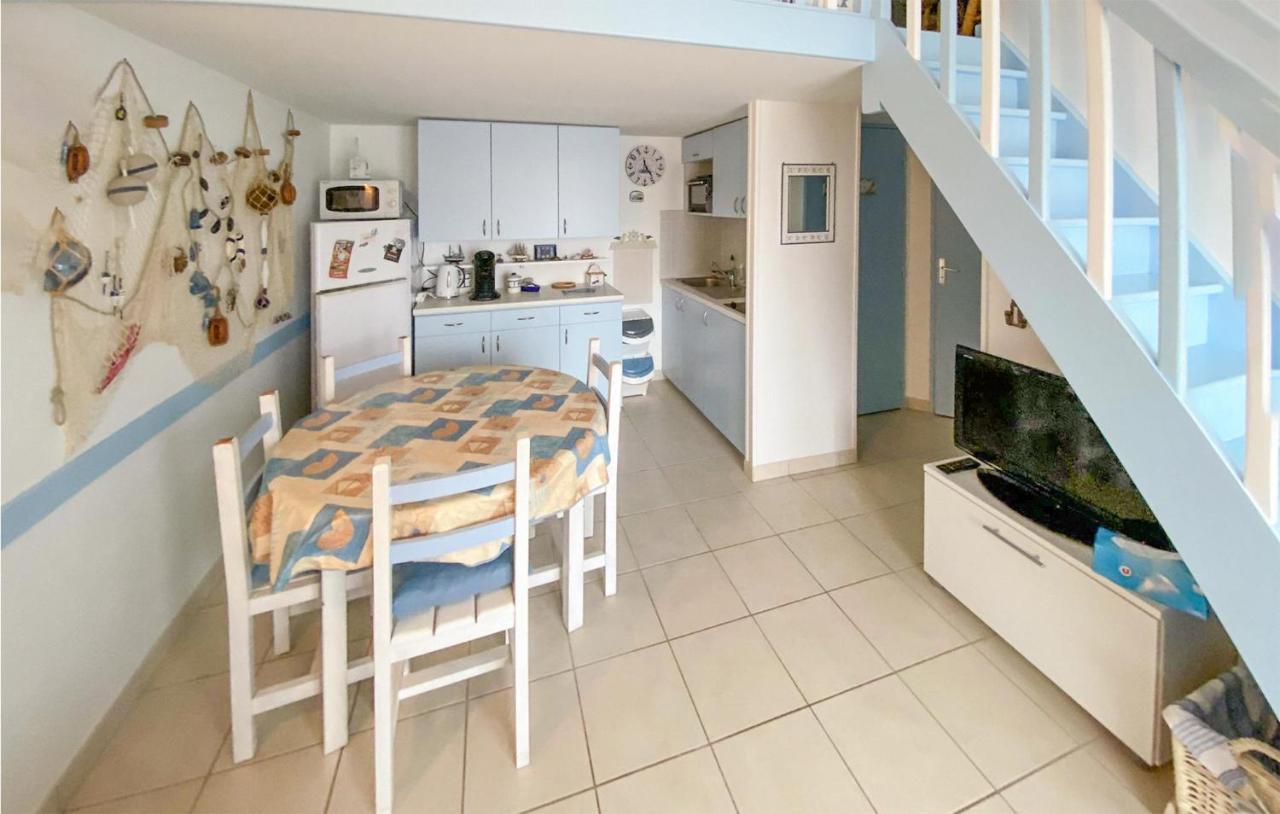 2 Bedroom Amazing Home In La Faute Sur Mer Luaran gambar